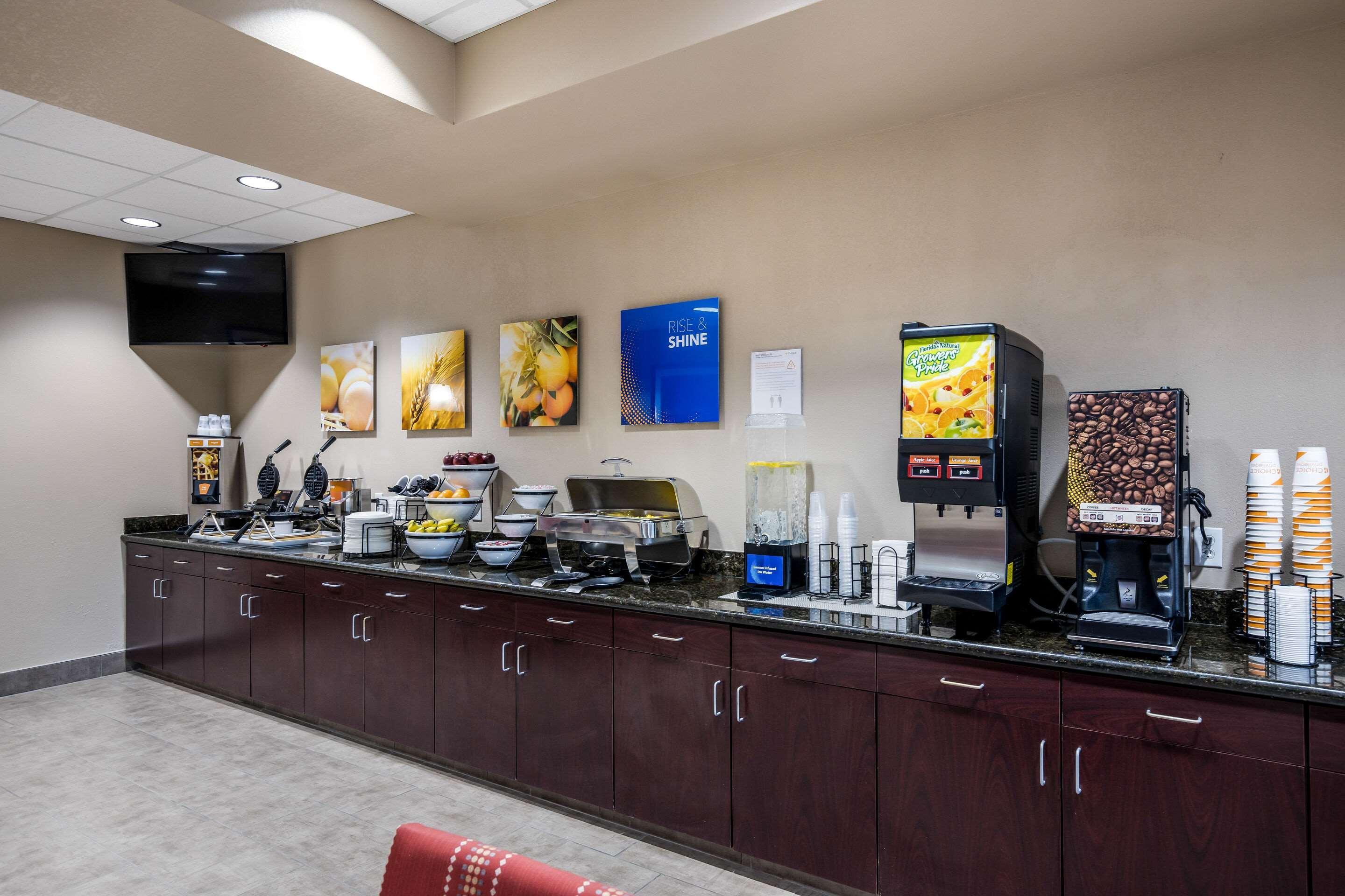 Comfort Inn Bonner Springs Kansas City Exterior foto
